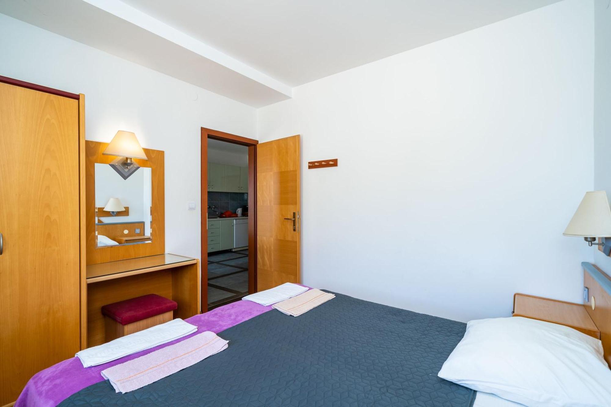 Apartments Klis Mlini Zimmer foto